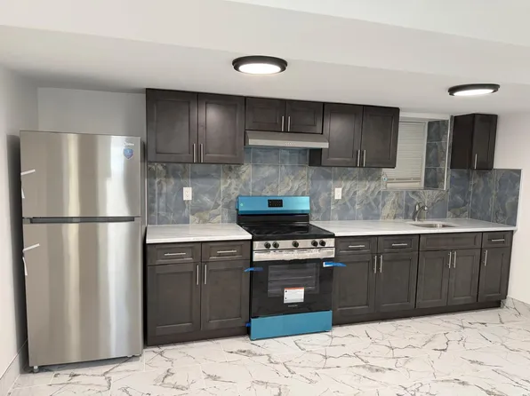 2218 Young Ave #1A, Bronx, NY 10469