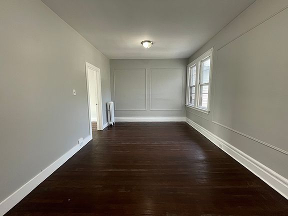2nd image of 580 Lyons Ave #C
