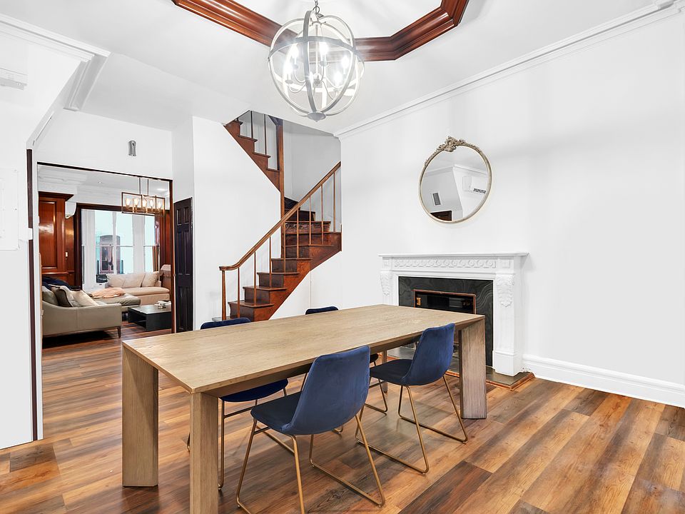 1st image of 124 E 36th St #2