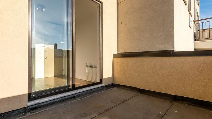 Rented by Nooklyn NYC LLC | media 70