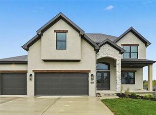 2308 Foxtail Dr, Kearney, MO 64060