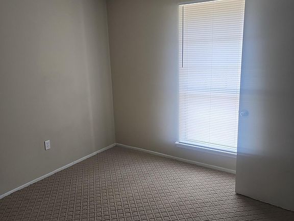 5th image of 256 Vista Del Verde Dr