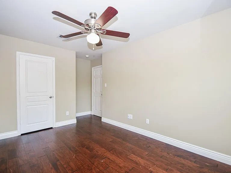 16843 Mammoth Springs Dr — Photo 24