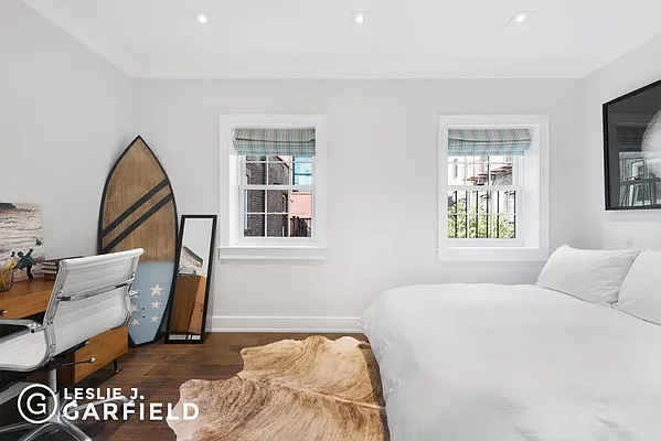 Sold by Leslie J. Garfield | media 14