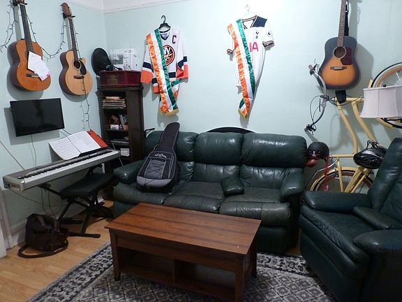 3rd image of 746 St Nicholas Ave APT 2A