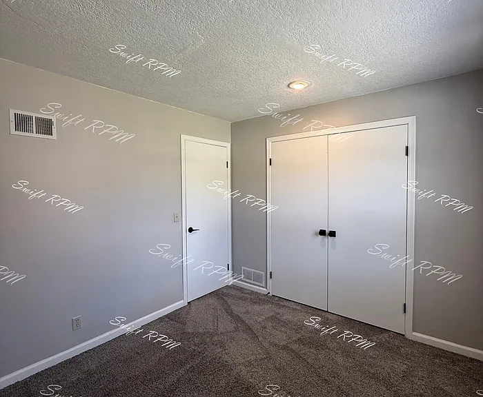 6702 W 150th St #1 — Photo 15