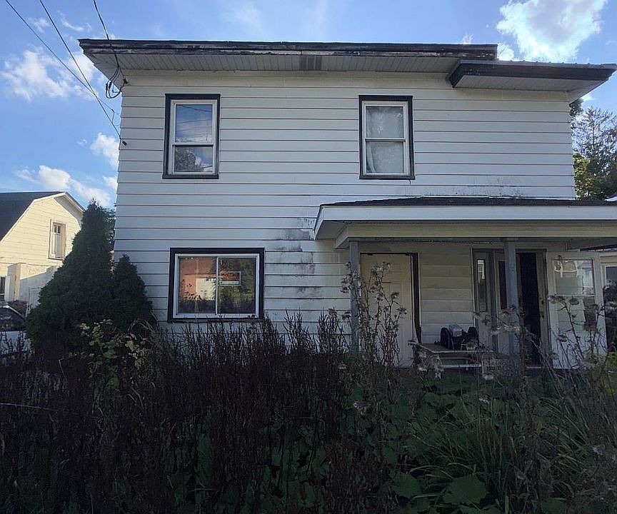 1st image of 109 Broad St