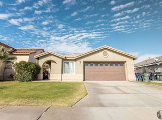 185 W Marina Ct, Imperial, CA 92251