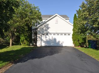 9150 Merrimac Ln N, Maple Grove, MN 55311