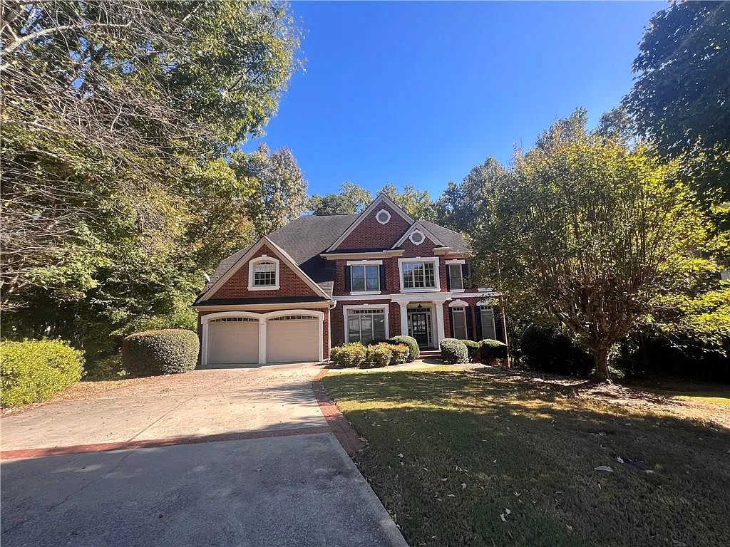 5 bed, 4.0 bath, 3489 sqft, $4,100 — Photo 2