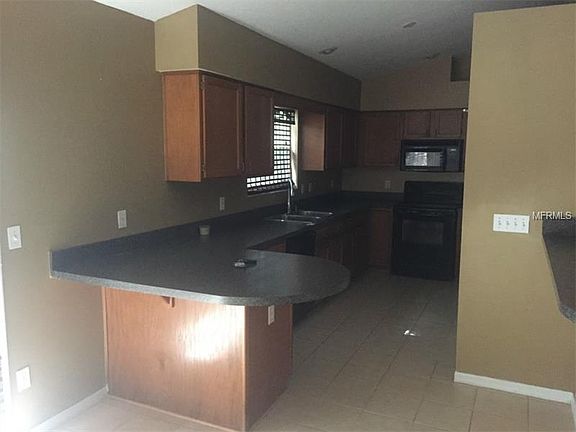 3rd image of 4270 Shades Crest Ln