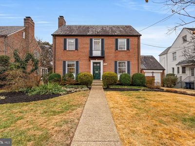 3268 Chestnut St NW, Washington, DC, 20015