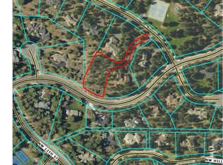1175 NW Promontory Dr, Bend, OR 97703