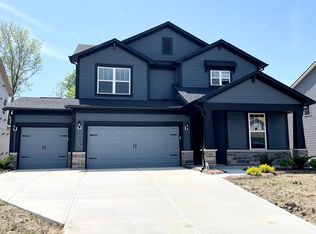 6833 Seabiscuit Rd, Whitestown, IN 46075