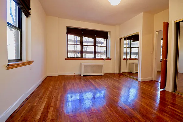 Rented by Oxford Property Group | media 13