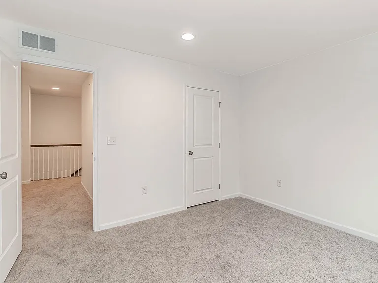 3117 Stall Ln — Photo 13
