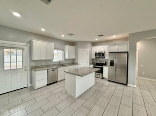 1826 N PORTER Lane, Thatcher, AZ 85552
