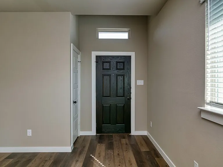 712 Harvest Moon Dr — Photo 4