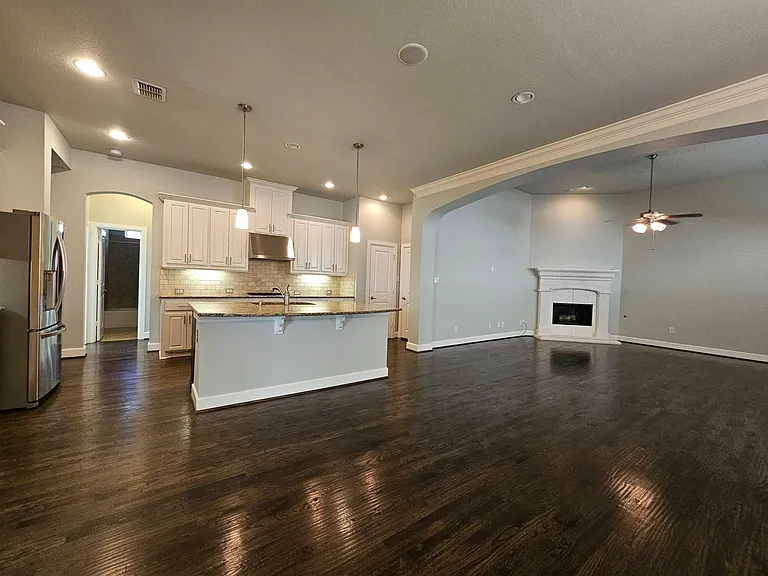 2621 Hundred Knights Dr — Photo 6