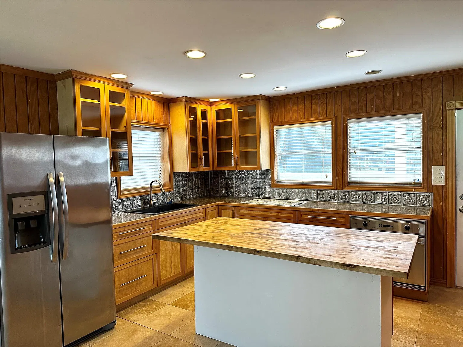 2 bed, 2.0 bath, 1440 sqft, $2,100 — Photo 4