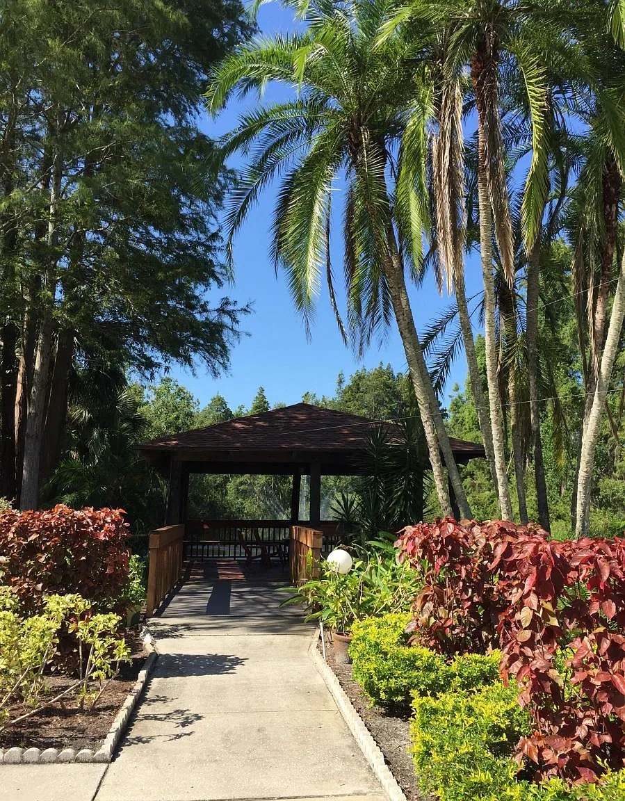 2 bed, 1060 sqft, $1,900 — Photo 1