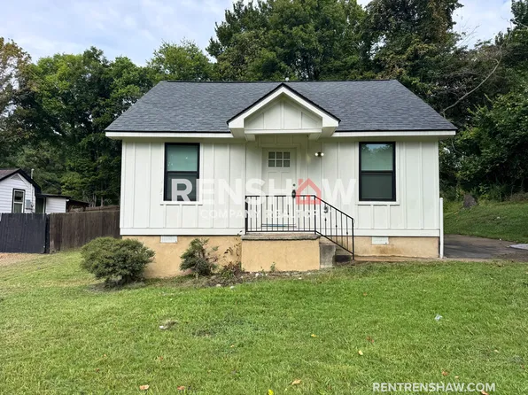 2831 Overton Crossing St, Memphis, TN 38127
