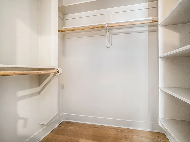 435 Westport Rd #302 — Photo 44