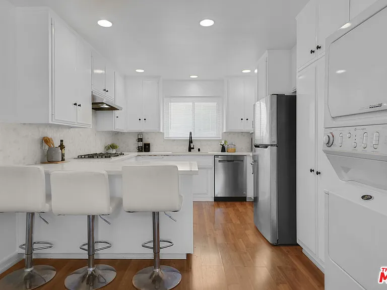 6740 Springpark Ave #101 — Photo 10