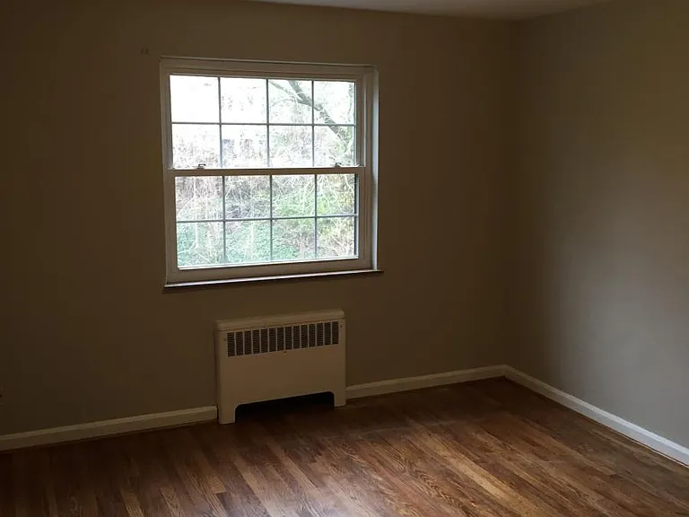 1267 Morten St #4 — Photo 7