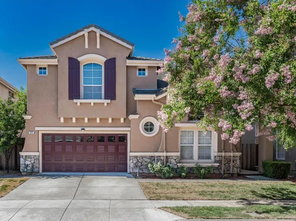 374 Huckleberry Dr, San Jose, CA 95123