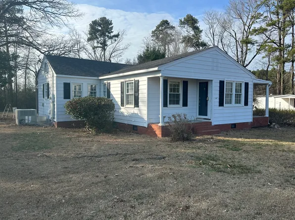 209 Cortez Morrison Rd, Lillington, NC 27546