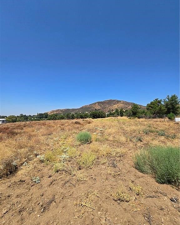 1st image of 9575 Oak Glen Rd #8