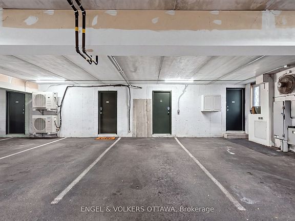 4th image of 116 Robson Ct
