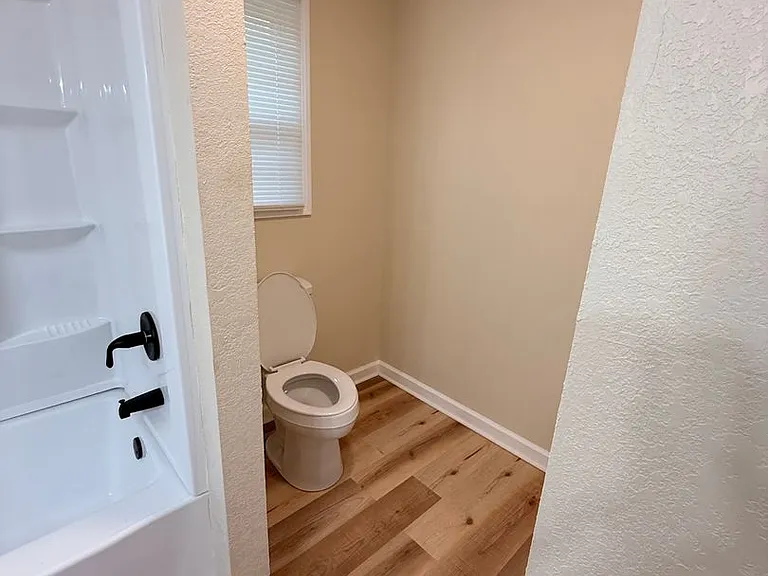464 McDilda Dr — Photo 24