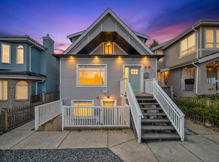 3128 Kings Ave, Vancouver, BC V5R 4T4