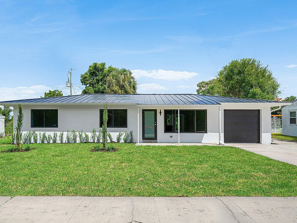 1st image of 707 Sunset Drive
