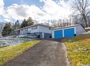 454 Farnum Rd, Hepzibah, WV 26369