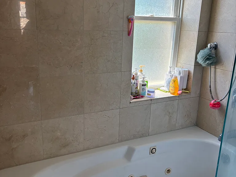 2836 N Dawson Ave #2W — Photo 18