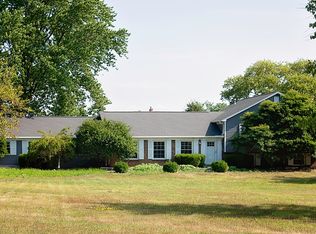 1848 E Marmion Pl, Crete, IL 60417