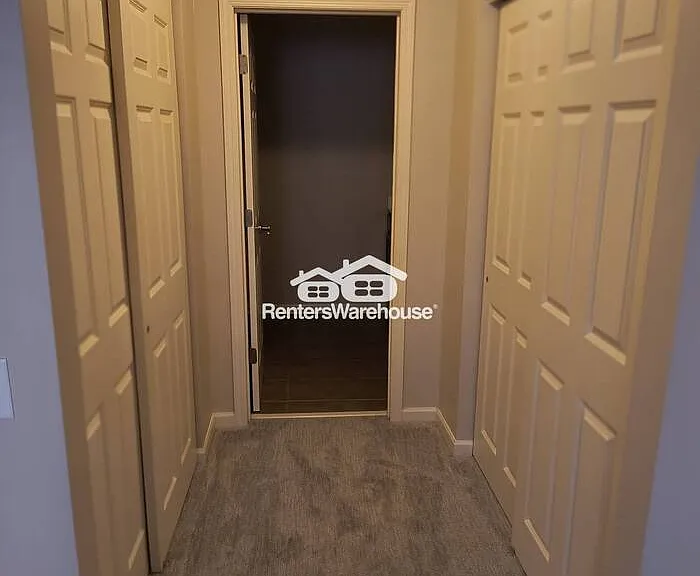 8108 Oakview Cir N — Photo 14