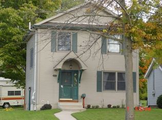 601 Dennis St, Adrian, MI 49221