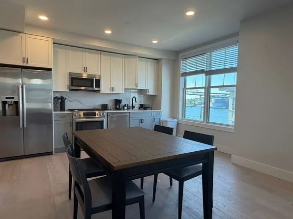 425 Border St #405, Boston, MA 02128