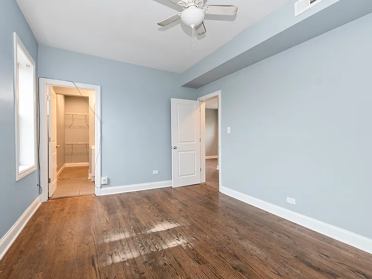 8101 S Throop St #3 — Photo 14