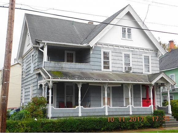1st image of 190 Hawley St