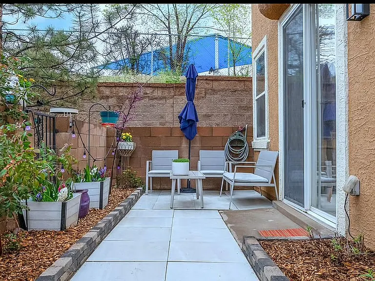 601 Menaul Blvd NW #2305 — Photo 15