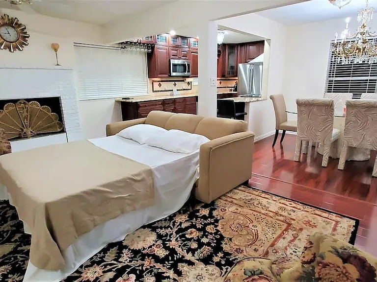 502 Forest Cir — Photo 8