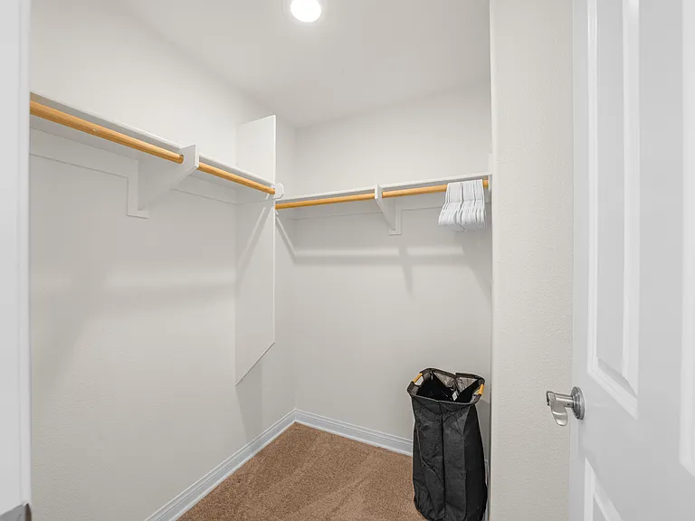 679 Nile River Dr — Photo 14