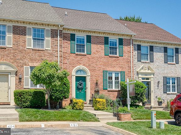 2nd image of 406 Hanna Way
