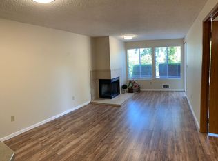8325 128th Ave NE #104, Kirkland, WA 98033