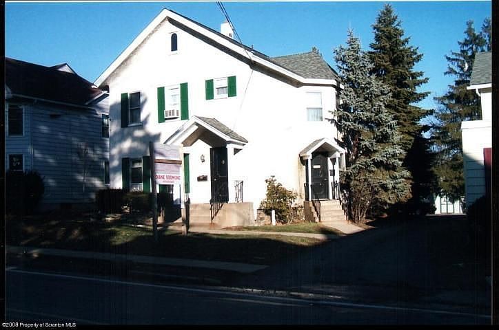 2nd image of 112 N Abington Rd